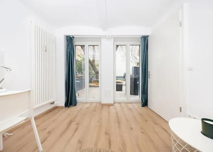 Terrassen-wohnung Am Goerlitzer Park In Kreuzberg Apartament Berlin