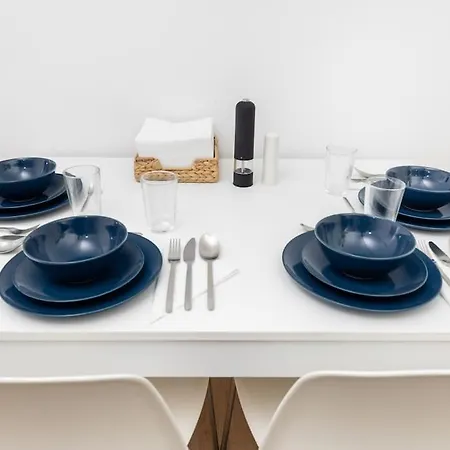 Apartment Terrassen-wohnung Am Goerlitzer Park In Kreuzberg