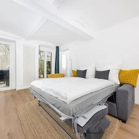 Terrassen-wohnung Am Goerlitzer Park In Kreuzberg * Βερολίνο