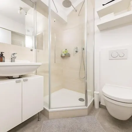 Lejlighed Terrassen-wohnung Am Goerlitzer Park In Kreuzberg