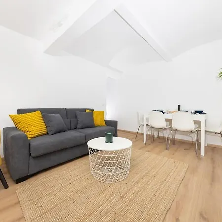 Lejlighed Terrassen-wohnung Am Goerlitzer Park In Kreuzberg *