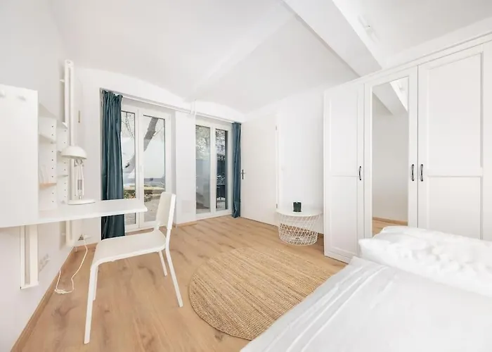 Terrassen-wohnung Am Goerlitzer Park In Kreuzberg アパート